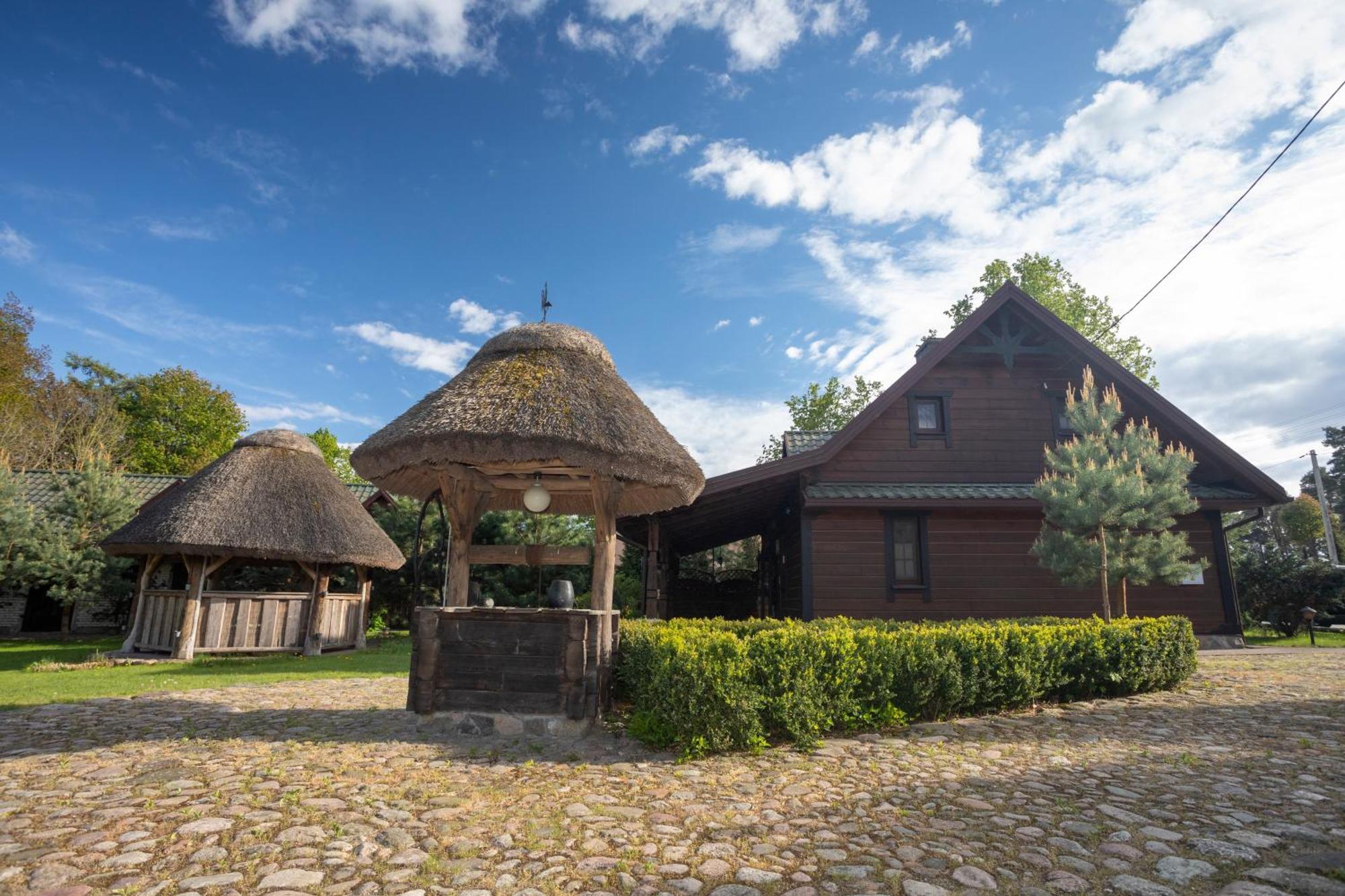 Dom Pod Lipa Villa Jaminy Екстериор снимка