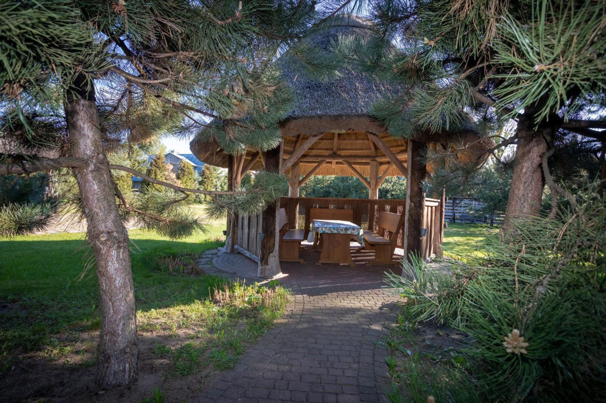 Dom Pod Lipa Villa Jaminy Екстериор снимка