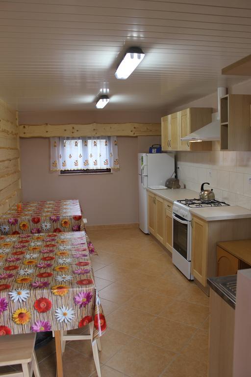 Dom Pod Lipa Villa Jaminy Екстериор снимка