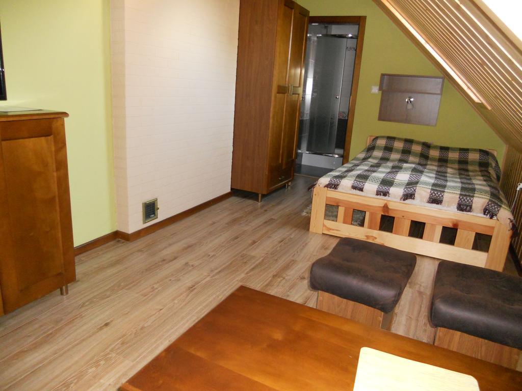 Dom Pod Lipa Villa Jaminy Екстериор снимка